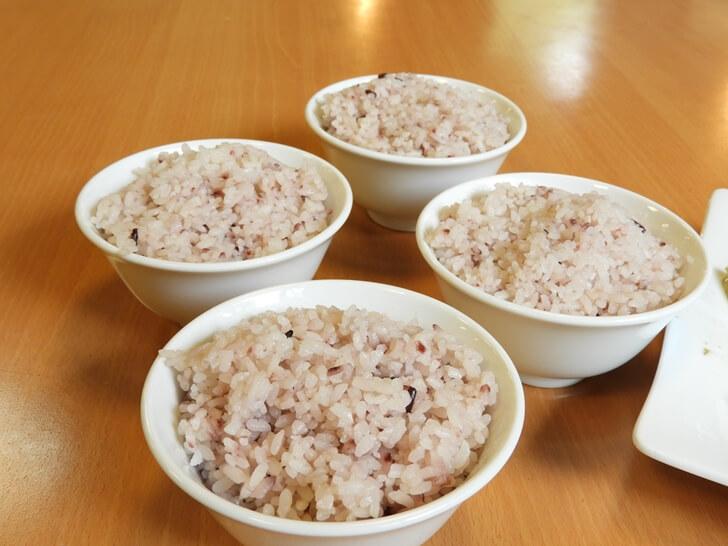 淺紫色的米飯